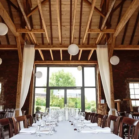 Einhaus Penzion Mottau