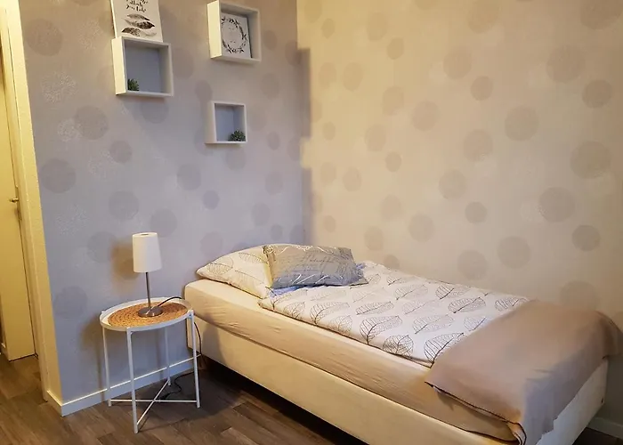 招待所 Einhaus 3*